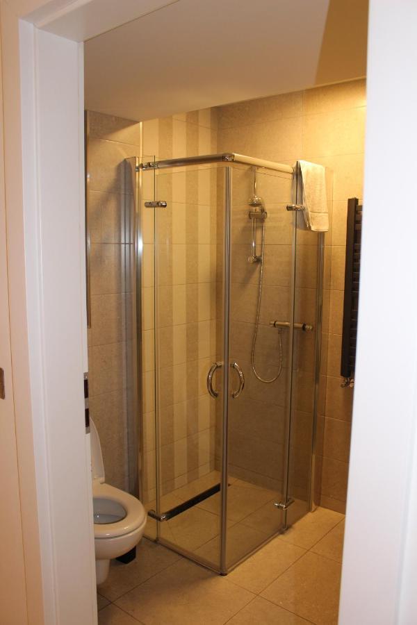 Blossom Lane Apartment Woodford  Ngoại thất bức ảnh